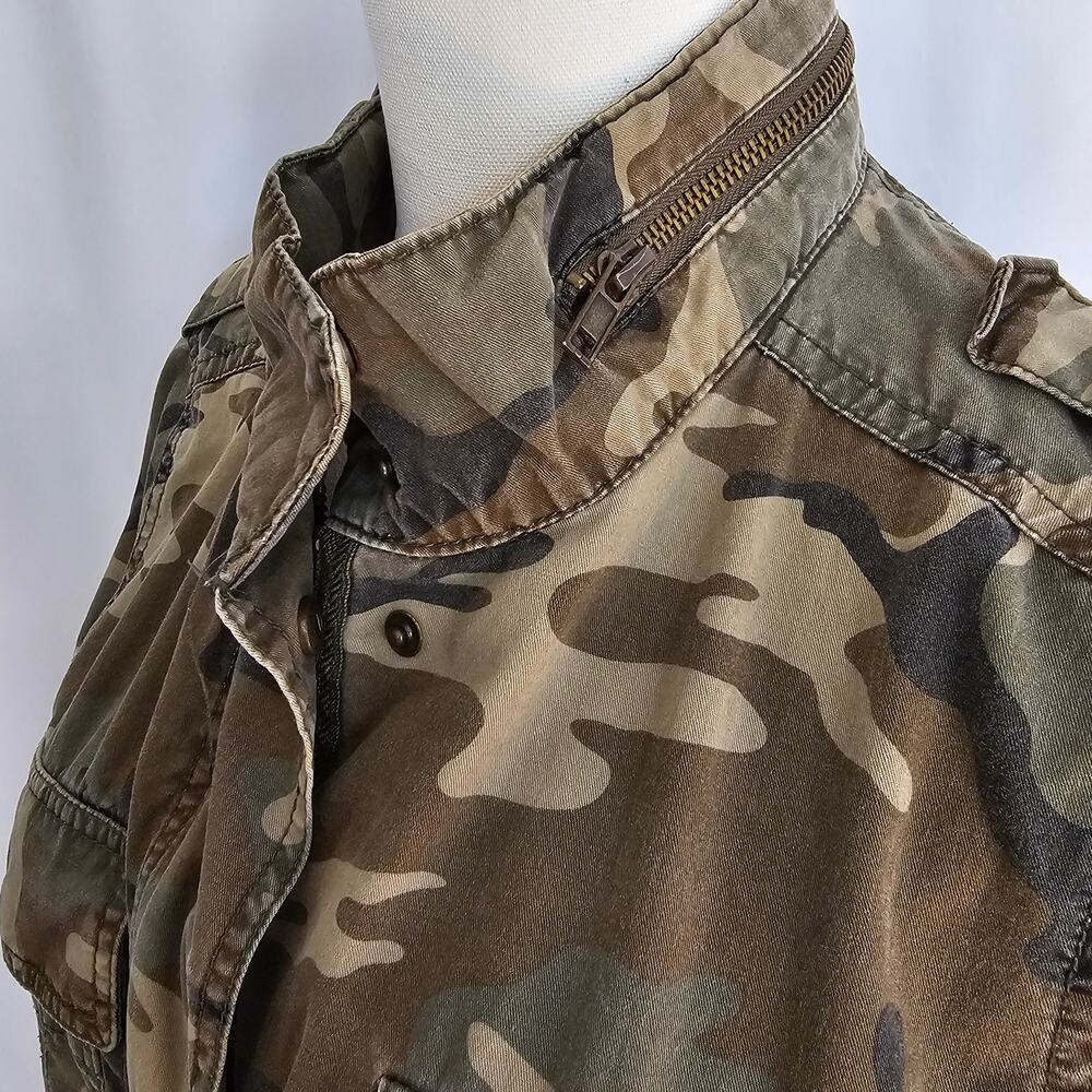 Love Tree S Camo Pattern Military Utility Style Drawstring Jacket - Picture 2 of 6